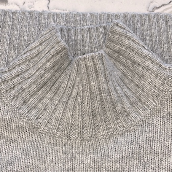 The Gap Loose Knit Oversized Tunic Vintage Sweater Light Heather Gray Small Tall - Picture 5 of 9